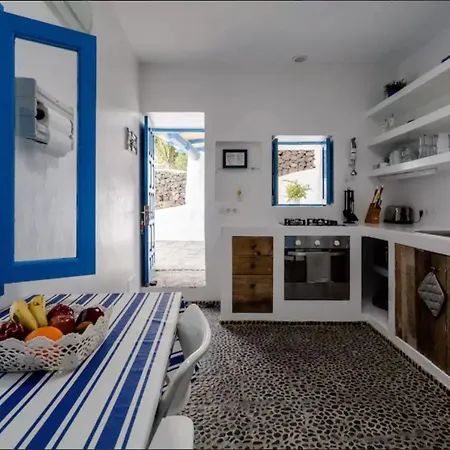 Seaside La Graciosa Pedro Barba