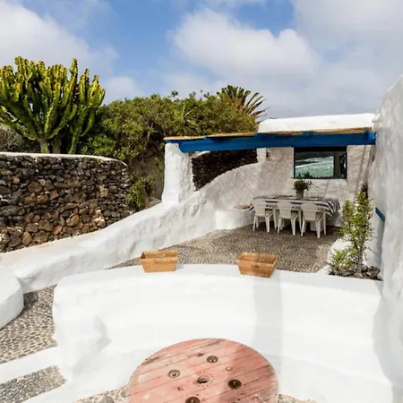 Holiday home Seaside La Graciosa *