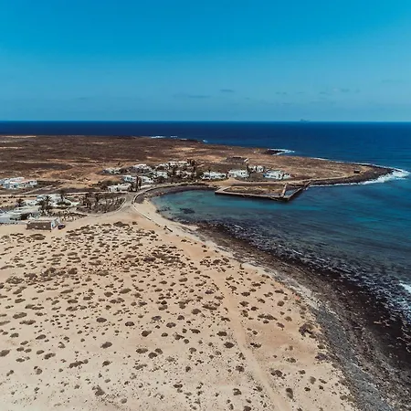 Seaside La Graciosa